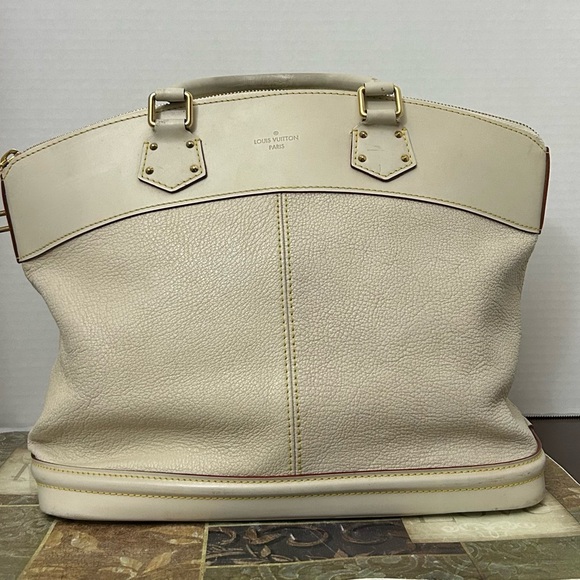 Louis Vuitton Lockit MM Satchel - Picture 2 of 16